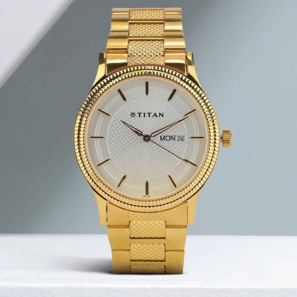 Titan Karishma Analog Watch Budget friendly watch brand